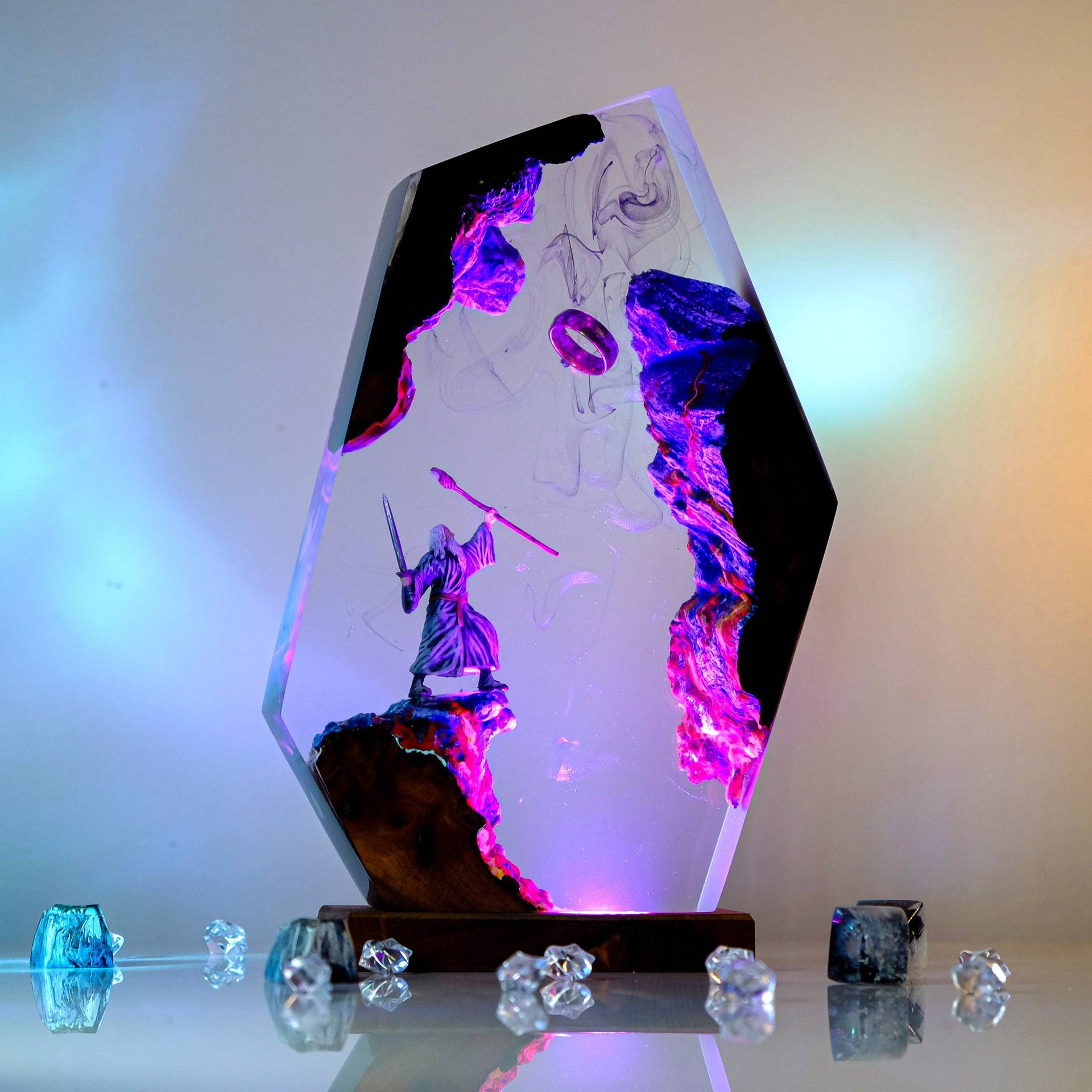 Movie Scence Figure Table Resi - đánh giá và giá Desk Setup Lamp