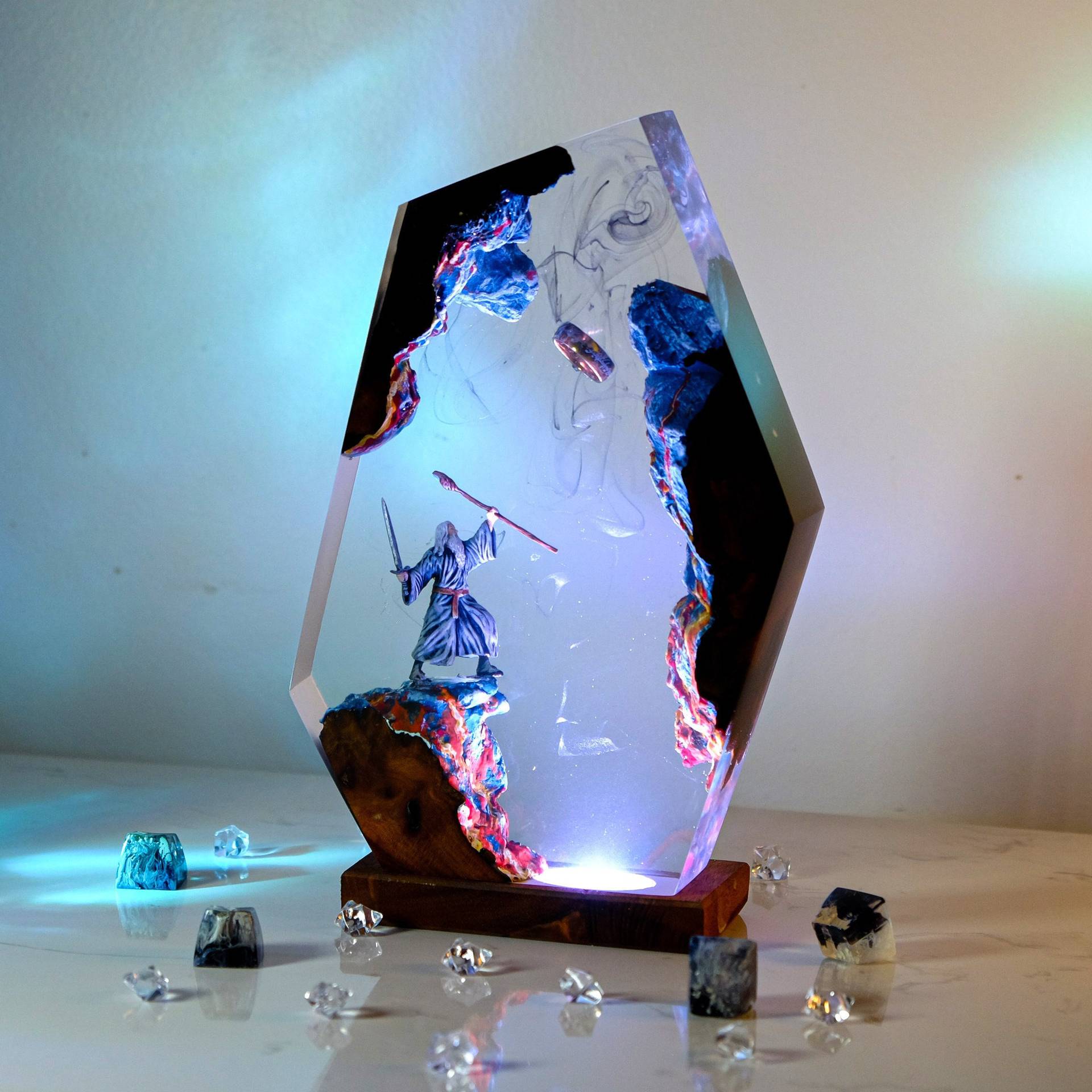 Movie Scence Figure Table Resi - đánh giá và giá Desk Setup Lamp