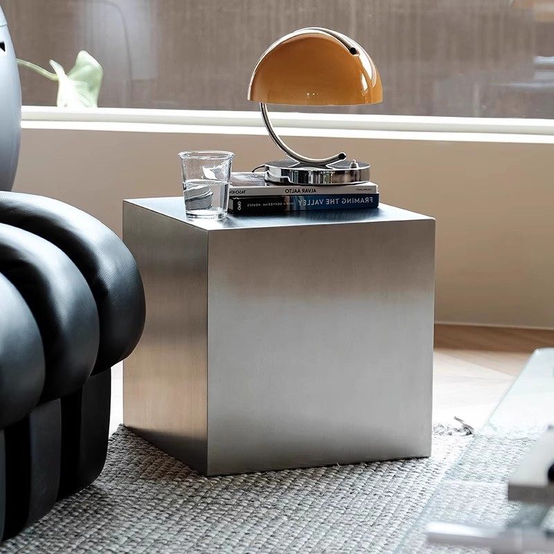 Italian Stainless Steel Side T - đánh giá và giá Desk Setup Minimalist